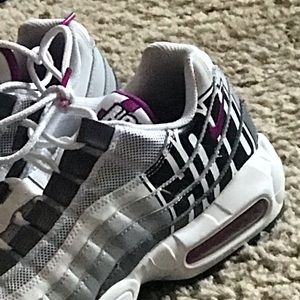 Meet your Posher, Alan